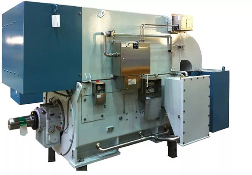 Large electric motor with a Purge and Pressurisation system